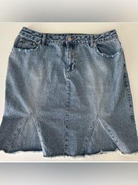 Jackie Blue Denim Skirt Size 16 Frayed Hem Midi Jean Skirt